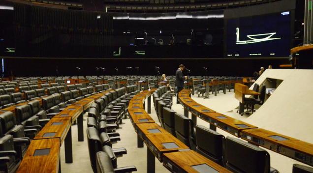 Deputados tiram superfolga 12 dias após voltar de recesso